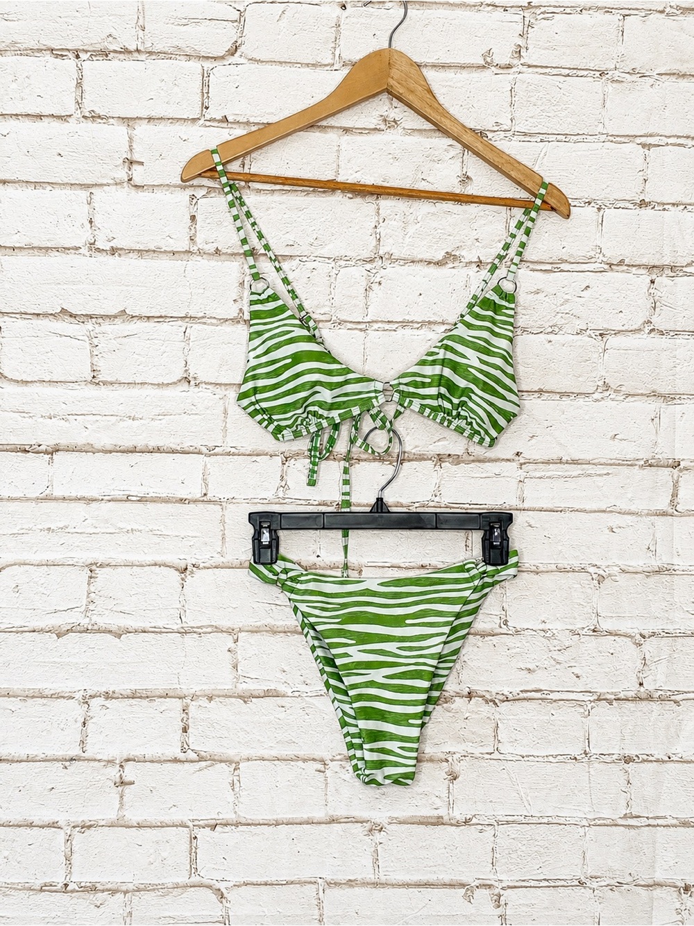 Unbranded Striped Green & White Cheeky Bikini Like New Small